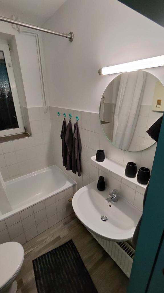 Ferienwohnung-Monteurwohnung Berta, 3 Personen In Kleve, Zentrale Lage Kleve  Kültér fotó